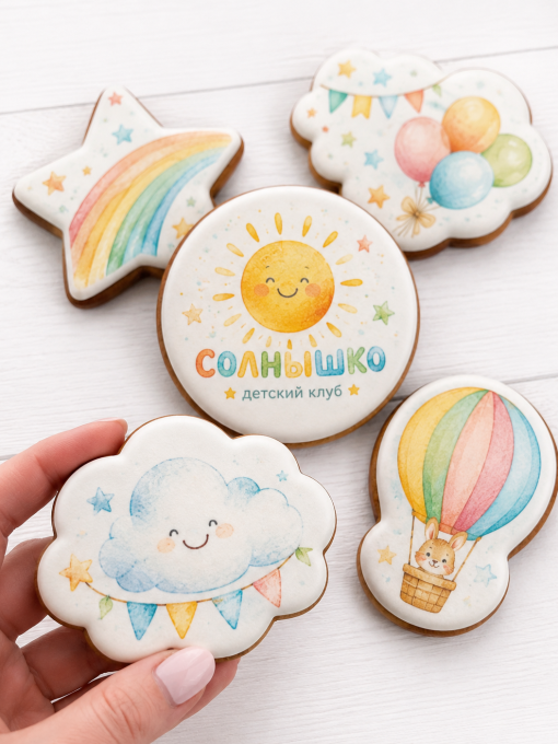 Пряники с логотипом детского клуба